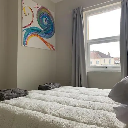 Central 2 Bed Flat. Free Parking Bristol Exterior photo