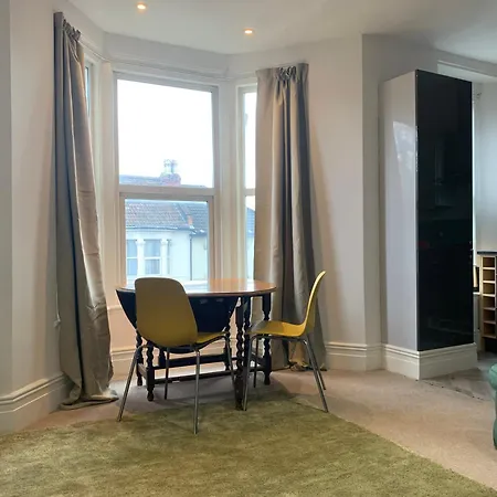 Central 2 Bed Flat. Free Parking Bristol Exterior photo